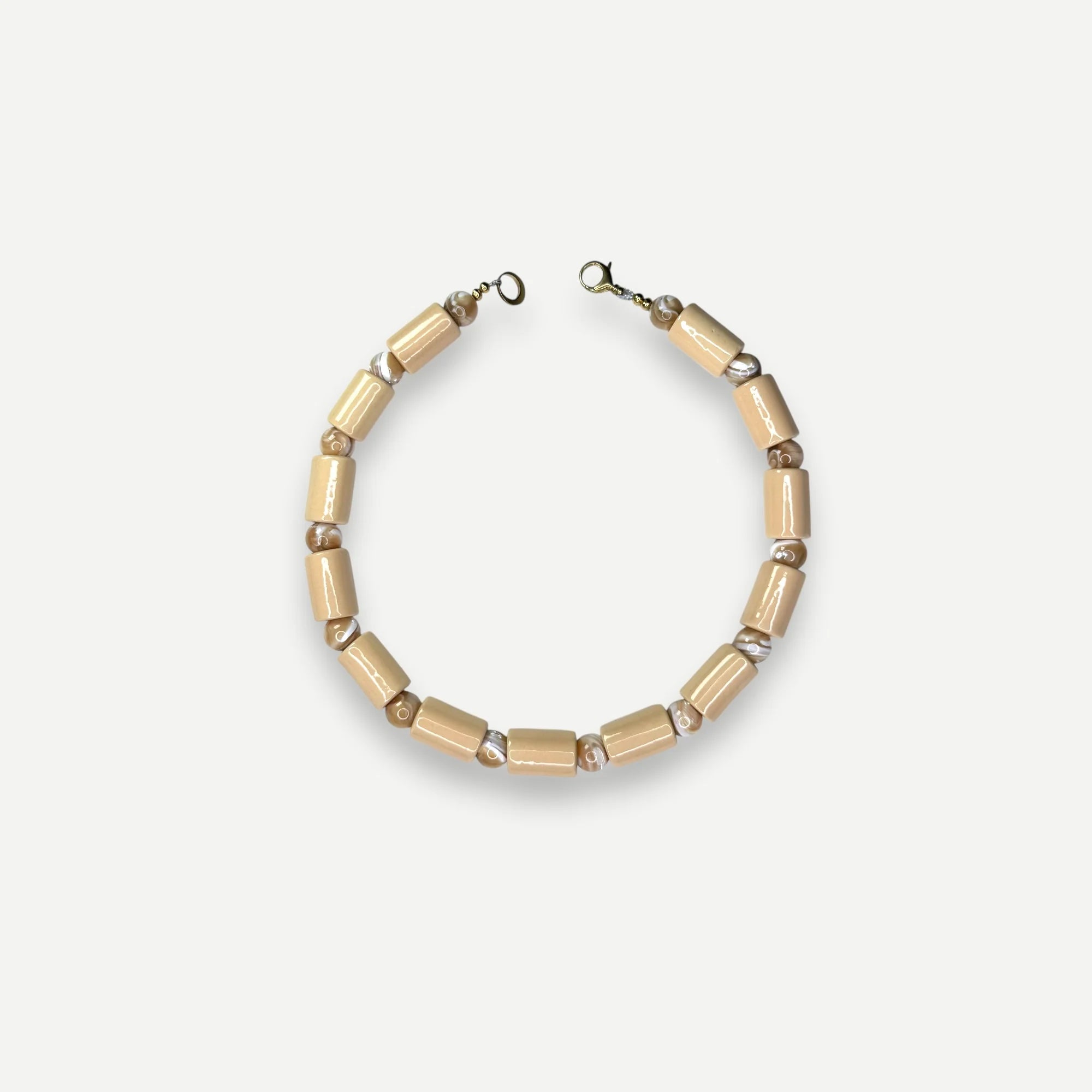 Her New Tribe Crepe & Conch Mother of Pearl Sundry