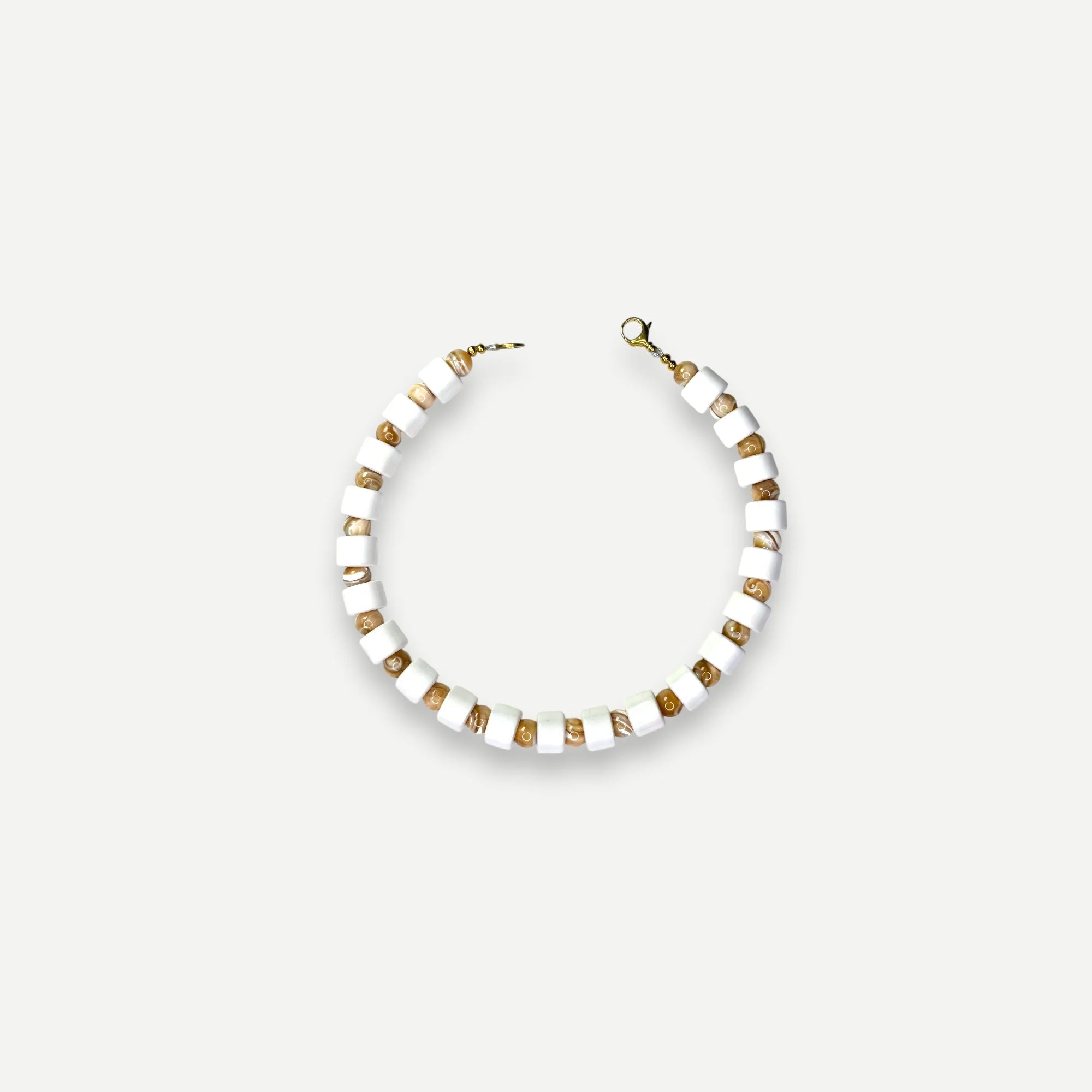 Her New Tribe Blank & Conch Mother of Pearl Sundry
